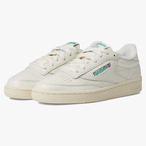 Reebok Club C 85 Vintage Walking Shoe Unisex 7/Women’s 9 NEW